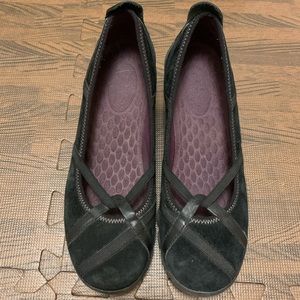 2/$10 Short Black Heels US 6.5